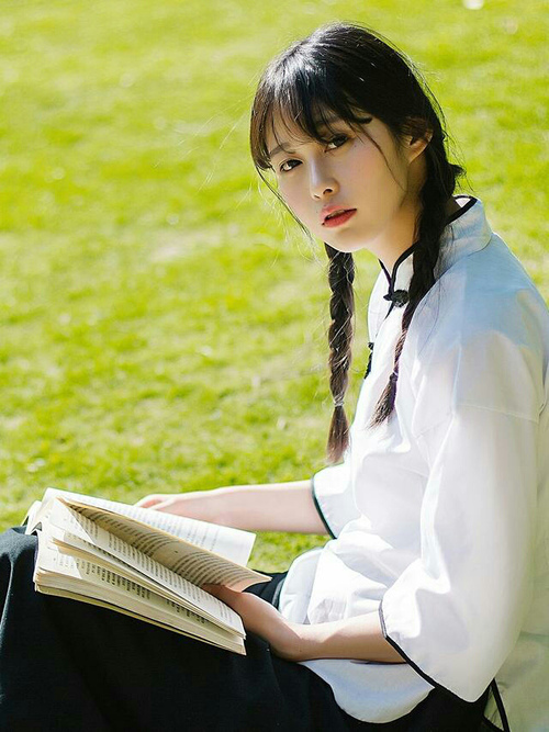 双线交织的奇迹日,当马赛铁蹄踏过奥地利,伊布传奇刻入永恒