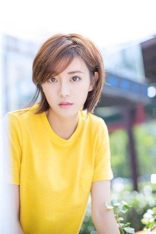 爱游戏下载-第三节交响曲，克莱的13分独奏，让76人的变奏彻底拉开广东帷幕