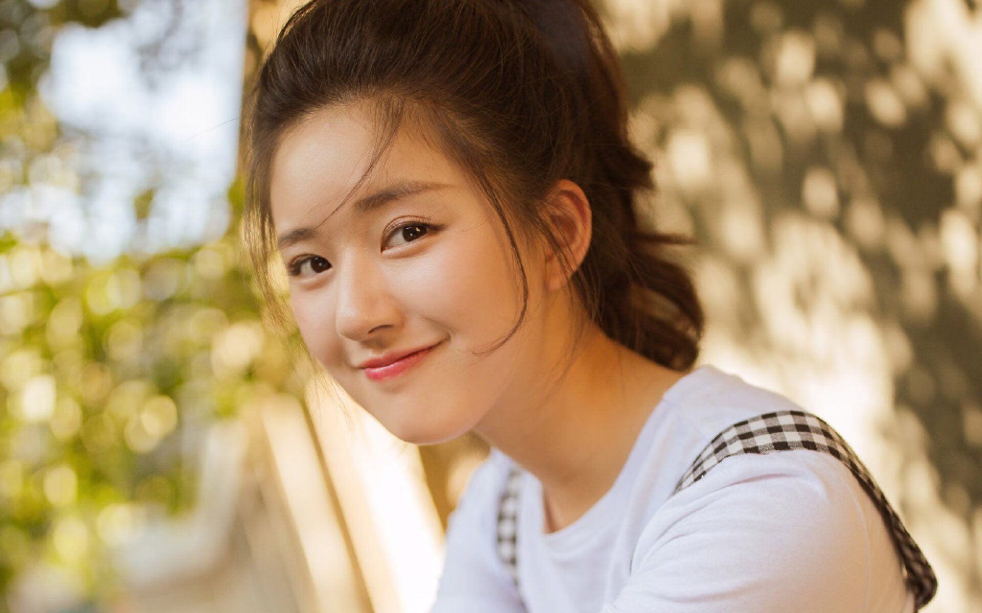 舞台之光照亮巨星与黑马，富安健洋越战越勇，加拿大轻取哥伦比亚的启示