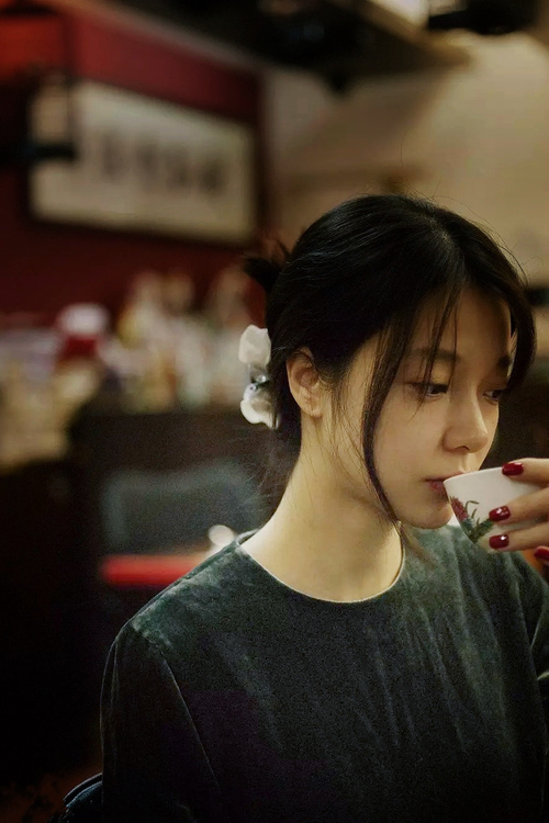 极光之下，熔岩赛道与足球圣殿—当F1争冠悬念撞上那不勒斯的史诗加冕